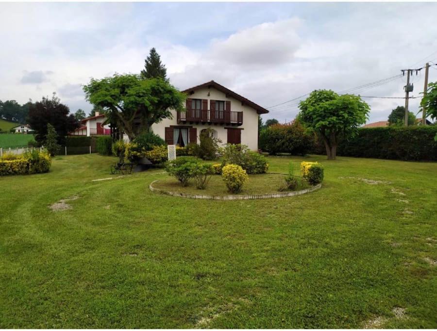 Maison Familiale Pays Basque Ahaxe-Alciette-Bascassan Exterior foto